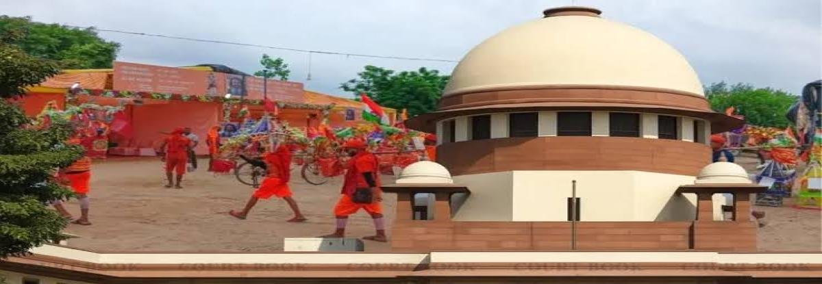 Kanwar Yatra : सुप्रीम कोर्ट ने QR कोड स्टिकर के आदेश पर यूपी और उत्तराखंड सरकार से मांगा जवाब