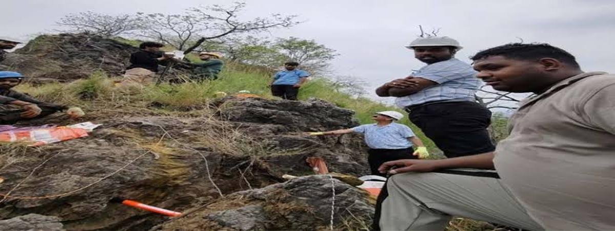 News : ऋषिकेश-बदरीनाथ हाईवे पर तोता घाटी में गहरी दरारें, भू-वैज्ञानिकों की चिंता बढ़ी!