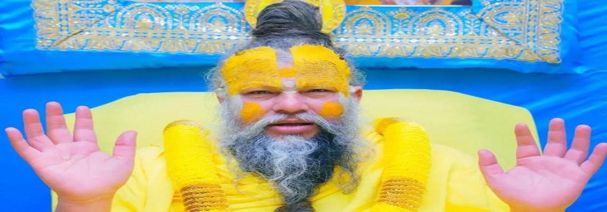 News : प्रेमानंद महाराज के बयान से मचा बवाल, युवतियों की शुद्धता पर सवाल!