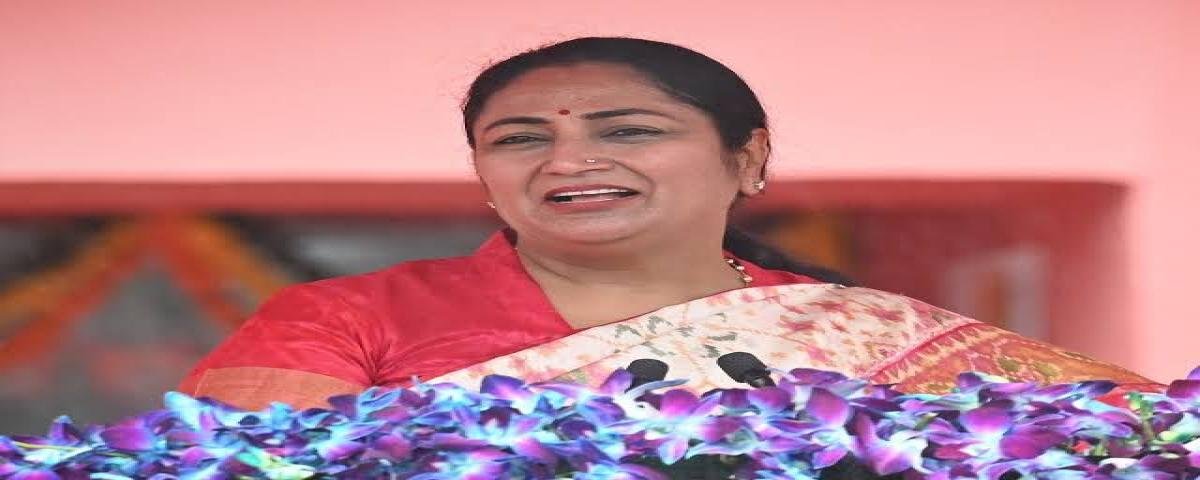 Delhi : CM रेखा गुप्ता की सुरक्षा में सेंध, जनसुनवाई के दौरान हमले का प्रयास!