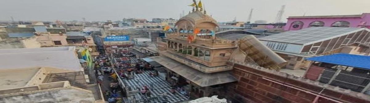 वृंदावन बांकेबिहारी मंदिर का 54 साल बाद खुलेगा तोशखाना, भक्तों में उत्सुकता