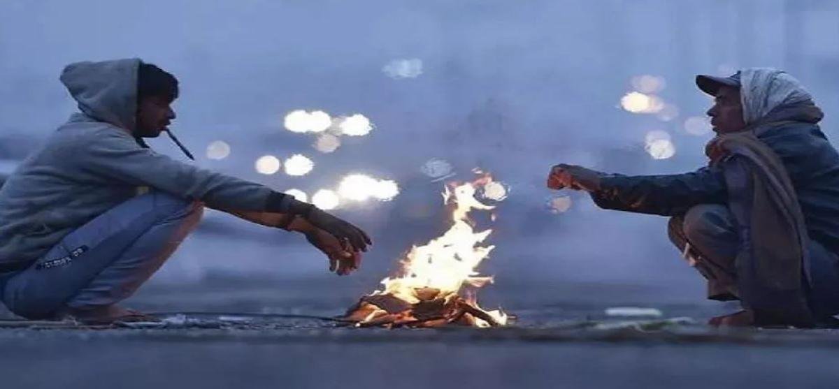 हिमाचल में बर्फबारी, यूपी–उत्तराखंड में कड़ाके की ठंड ने बढ़ाई चिंता