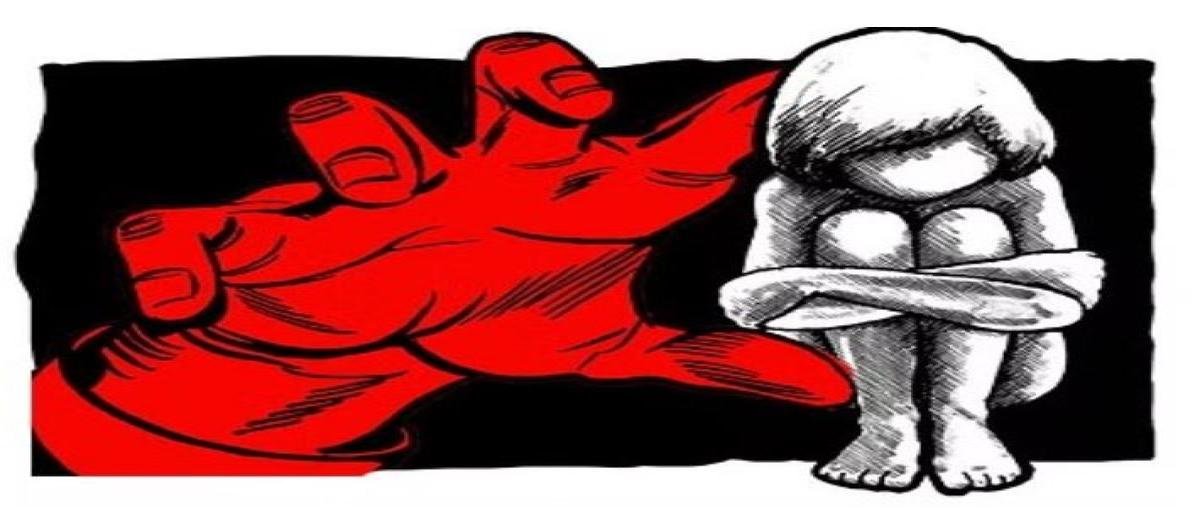 नाबालिग से दुष्कर्म के आरोप में उबाल, हिंदू संगठनों का कोतवाली घेराव