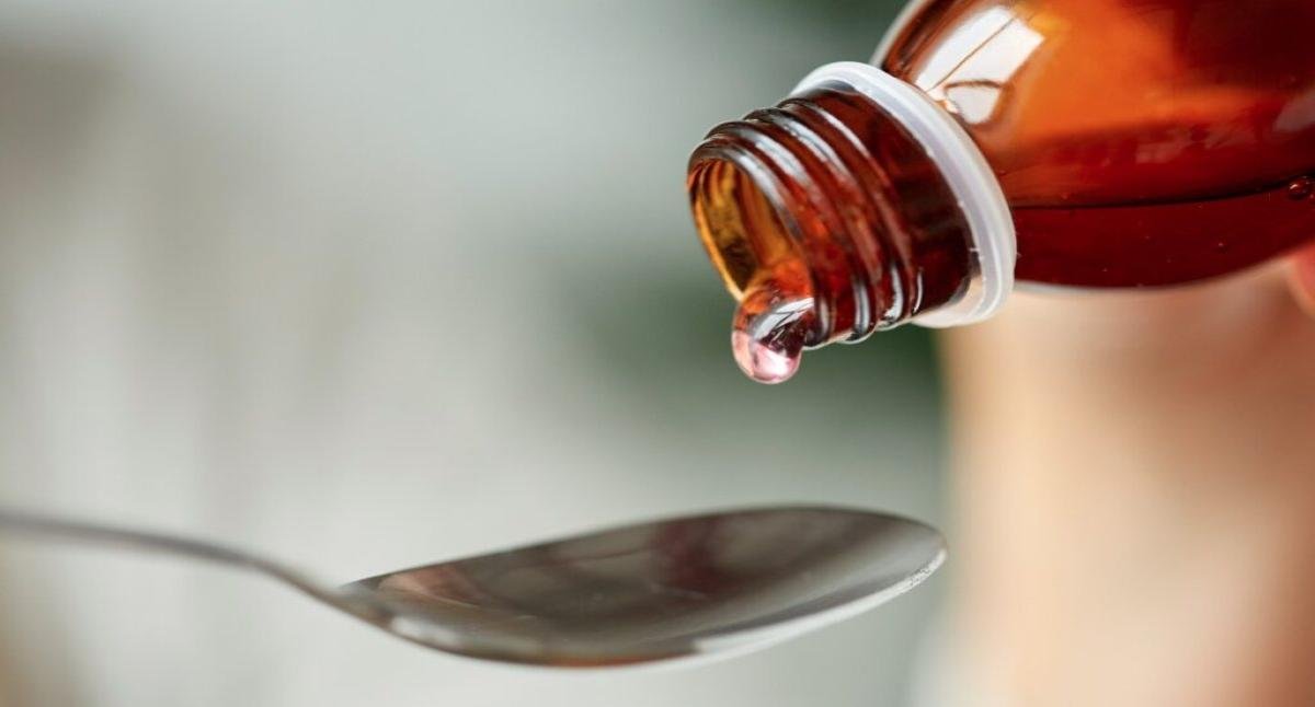 उत्तराखंड में घटिया व अवैध दवाओं पर बड़ी कार्रवाई, कोडीन युक्त कफ सिरप के निर्माण पर रोक