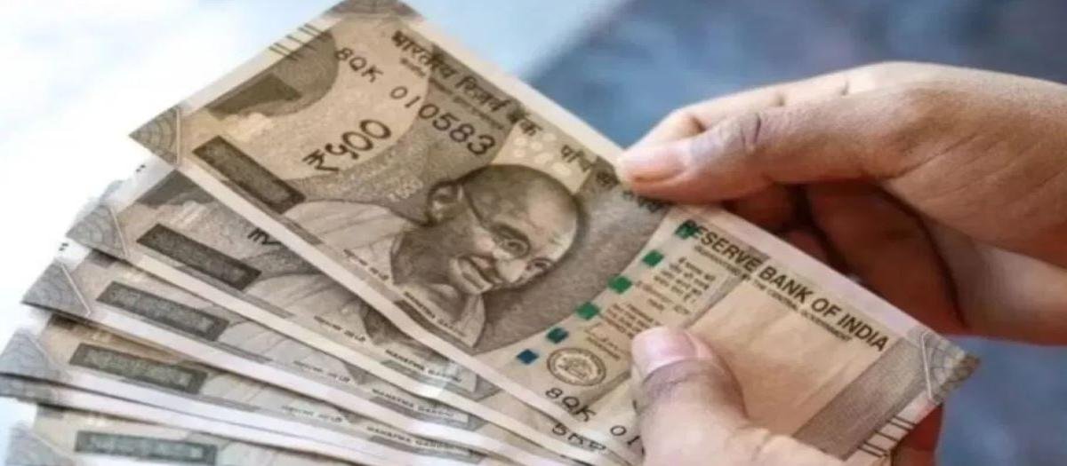 सरकारी कर्मचारियों के खातों में वेतन जमा, त्योहार और परीक्षाओं को लेकर प्रशासन सतर्क