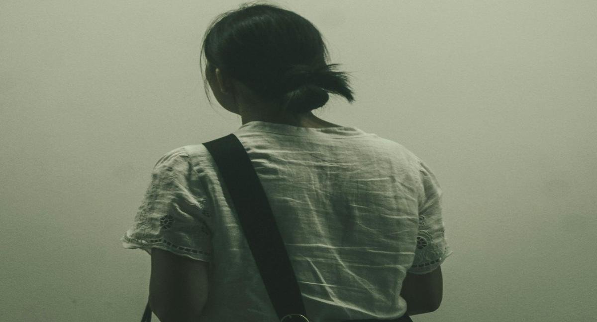 असम में सनसनीखेज वारदात: 19 वर्षीय बेटी ने मां का सिर काटा, पिता और बहन पर भी किया हमला