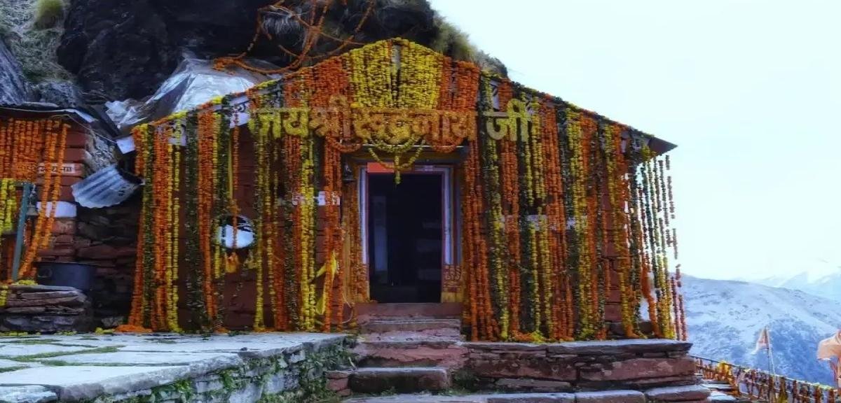 रुद्रनाथ यात्रा में उमड़ी भारी भीड़, श्रद्धालुओं को ठहरने और भोजन की भारी परेशानी