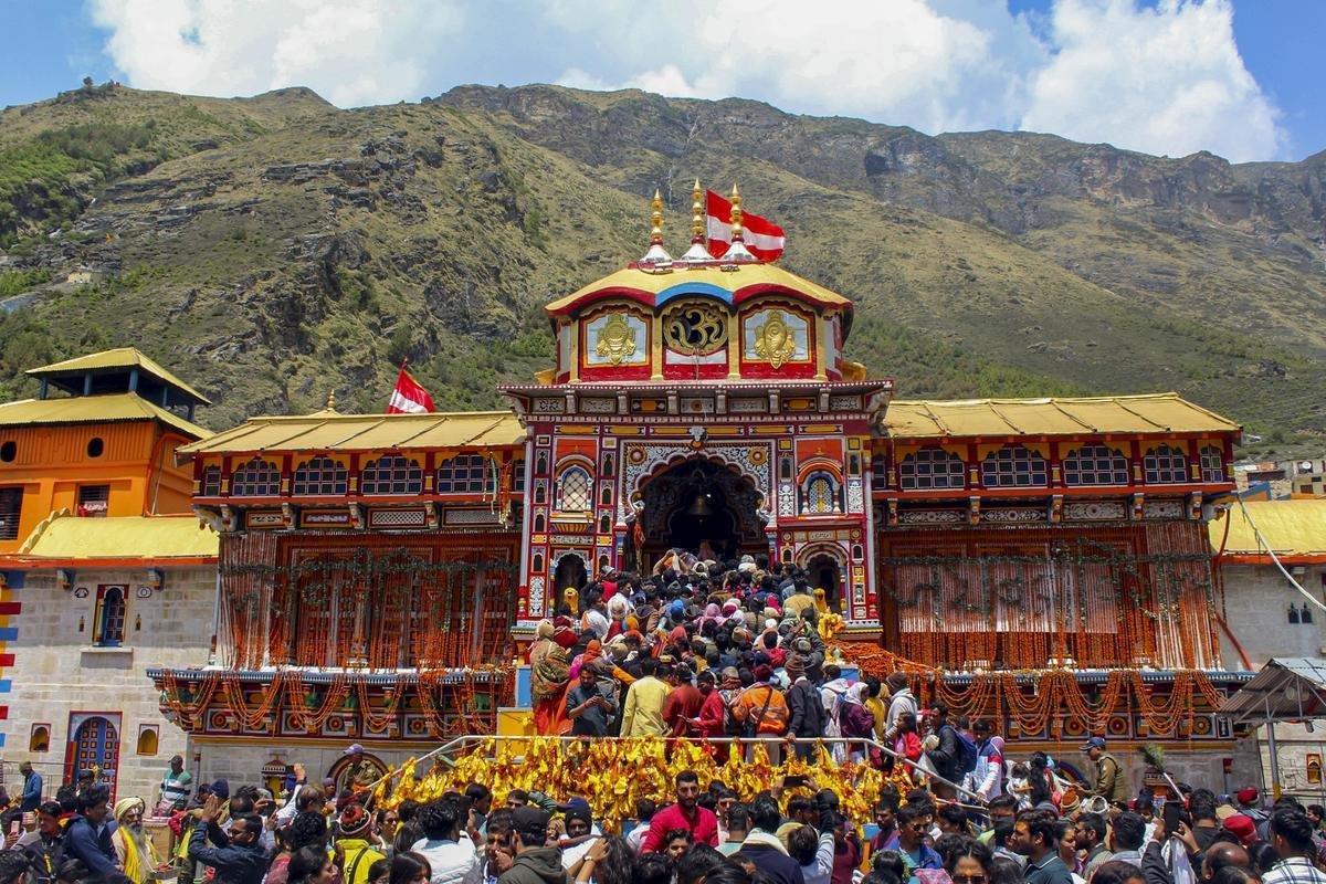 अयोध्या राम मंदिर दान चोरी के बाद अब बद्रीनाथ धाम में भी गड़बड़ी के आरोप,BKTC ने दिए जांच के आदेश।
