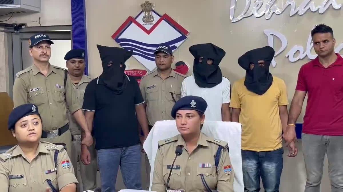 देहरादून वाइन शॉप गोलीकांड के बिजनौर से जुड़े तार,3 आरोपी गिरफ़्तार एक अभी भी फरार।