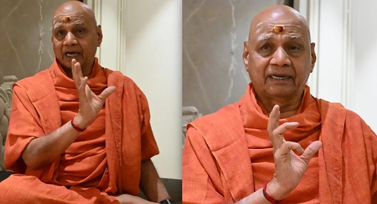 चंपत राय से मिले स्वामी गोविंद देवगिरी, बोले- पूरी तरह स्वस्थ हैं, ट्रस्ट के हर फैसले के साथ खड़े