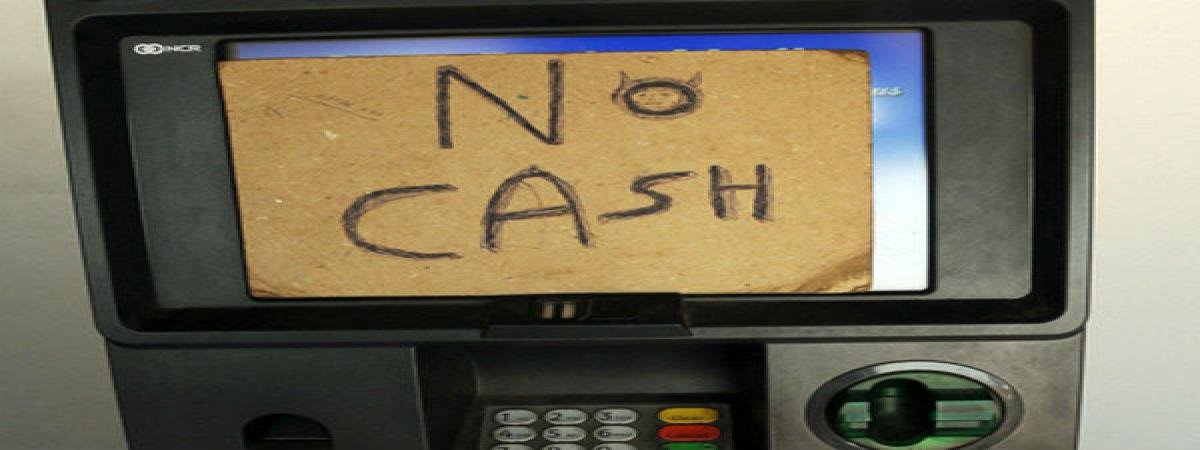 क्या ATM बंद होने जा रहे हैं ,इस खबर में जानिए बैंक अब क्या तैयारी कर रहे हैं