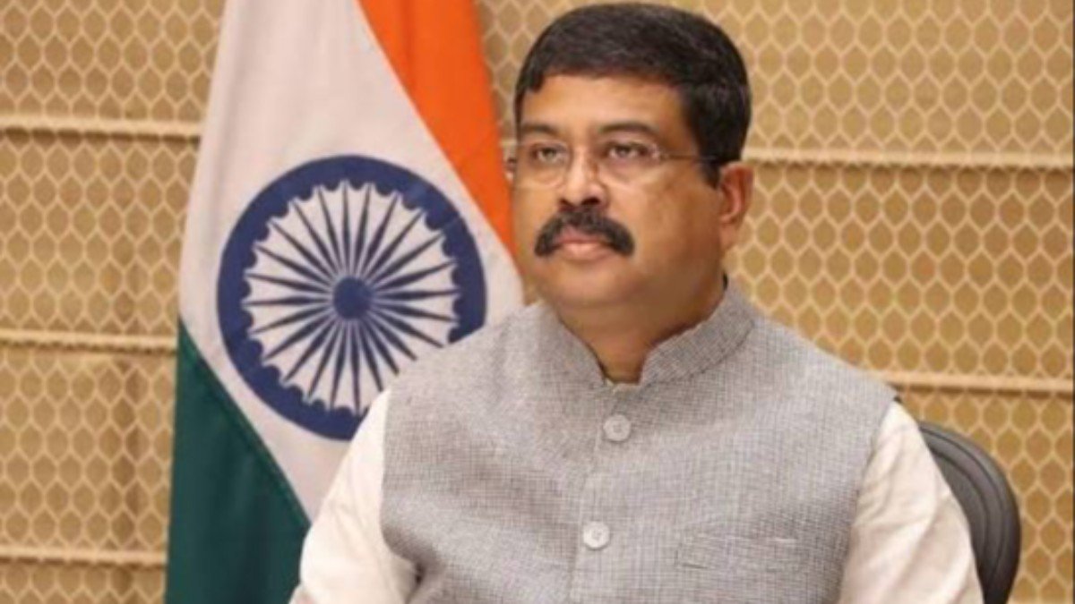 CJP आंदोलन की बड़ी जीत, शिक्षा मंत्री धर्मेंद्र प्रधान ने पीएम मोदी को सौंपा इस्तीफ़ा