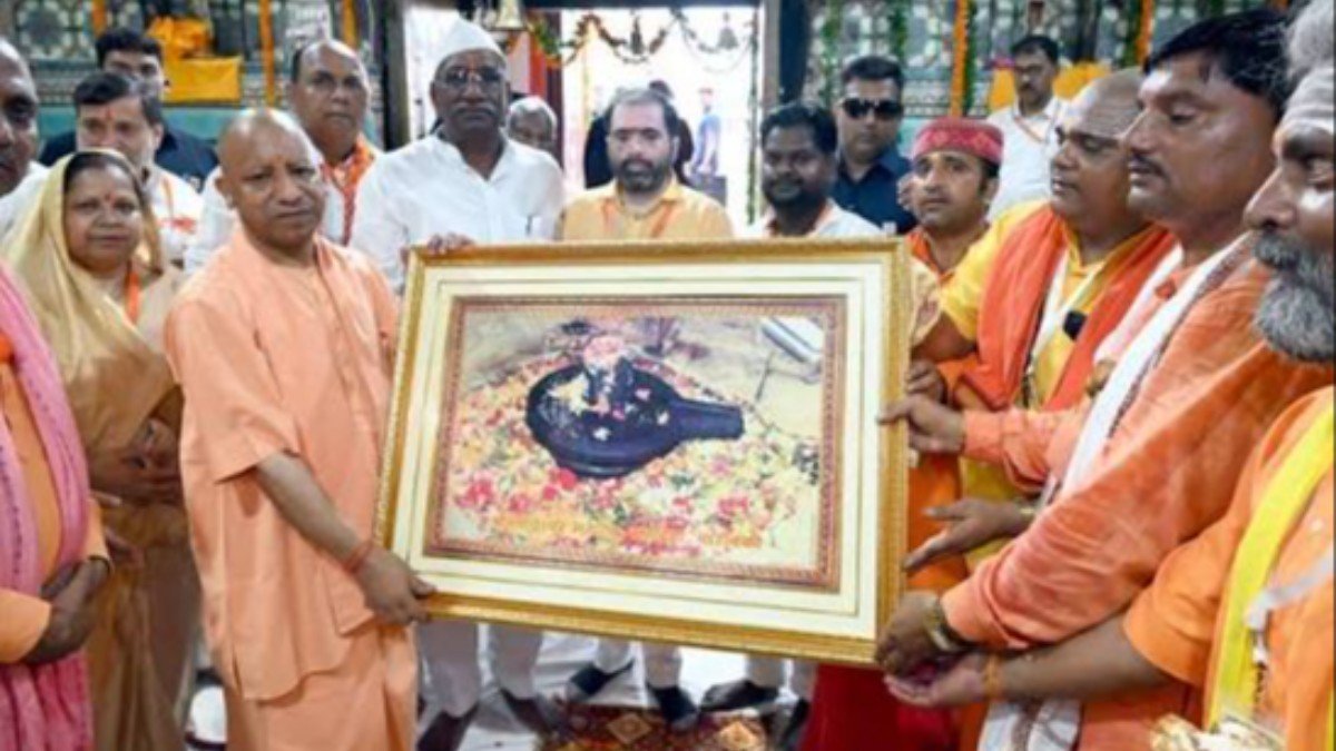 सीएम योगी की करोड़ों की सौगात : काशी जैसा भव्य बनेगा बाराबंकी का लोधेश्वर महादेव मंदिर