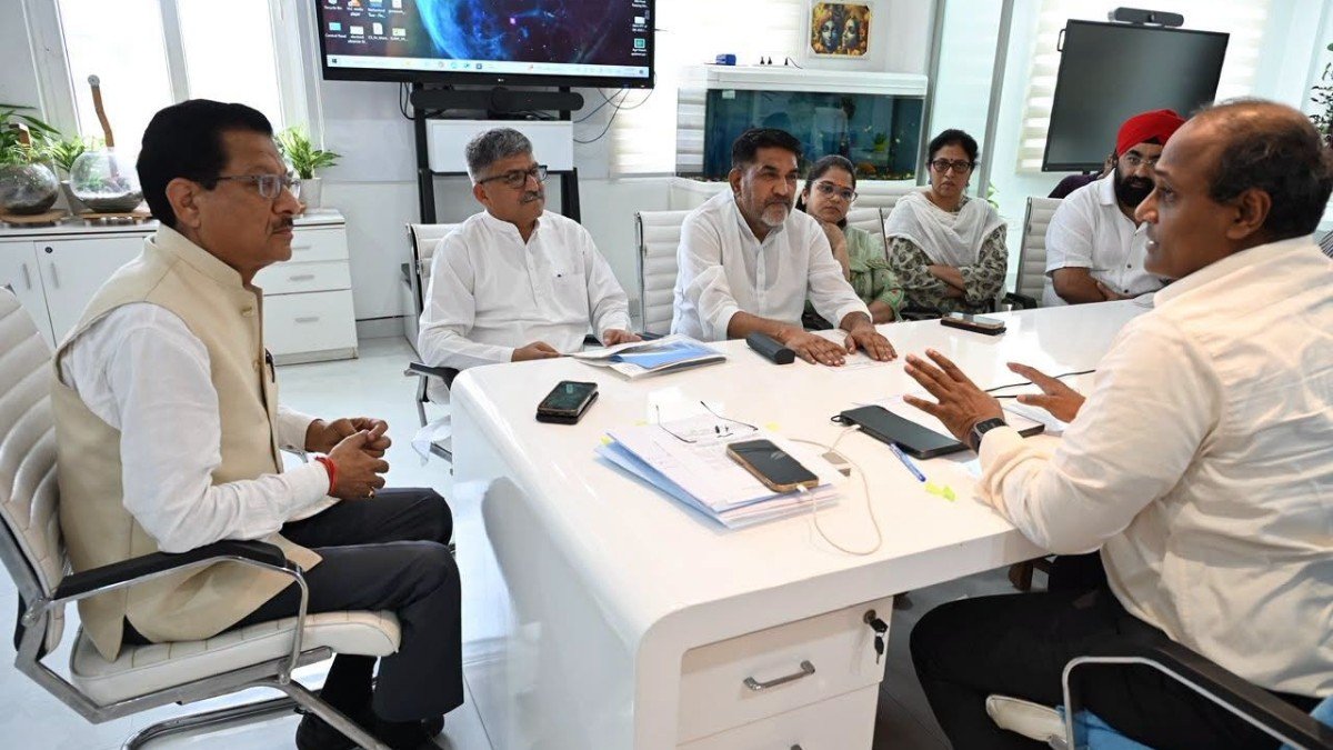 उत्तराखंड में SIR पर सियासी घमासान, केदारनाथ के पूर्व विधायक ने 'वोट चोर गिरोह ' के लगाए संगीन आरोप