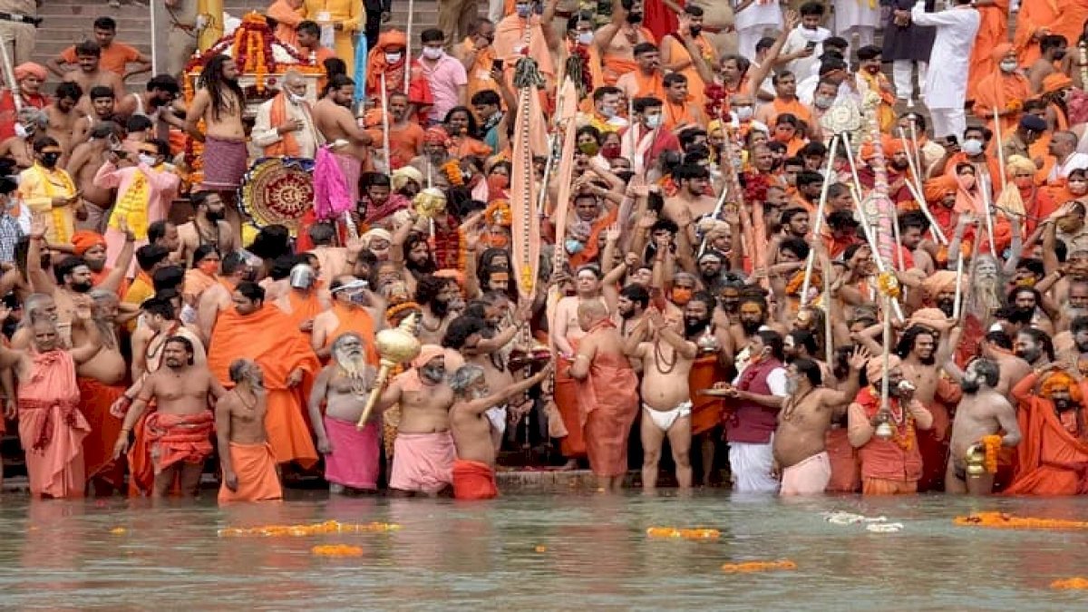  Kumbh Mela 2021 : कुंभ मेले में खूब बंटी कोरोना जांच की फर्जी रिपोर्टें, ऐसे हुआ खुलासा | Nation One