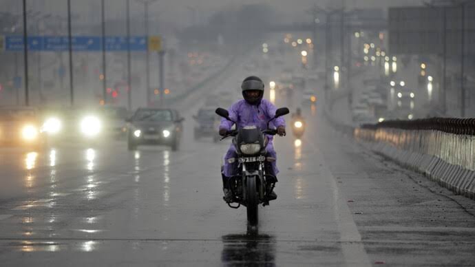  Weather : दिल्ली में बारिश को लेकर जारी हुआ ‘येलो’ अलर्ट, इस दिन आएगा मानसून | Nation One