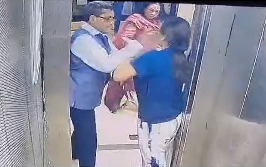  Noida : कुत्ते को लेकर फिर विवाद, लिफ्ट में रिटायर्ड IAS और महिला के बीच थप्पड़ कांड | Nation One